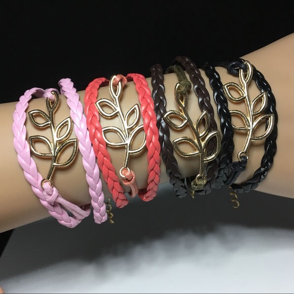 Jewelry - Picture 5 of 8